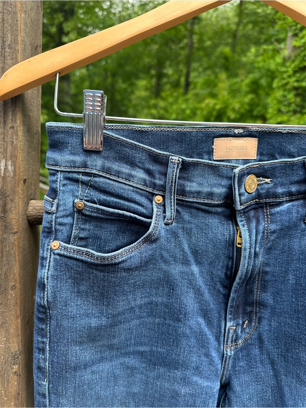MOTHER Light and Dark Blue Two-Tone Denim Jeans - the Runaway - Picture 3 of 8